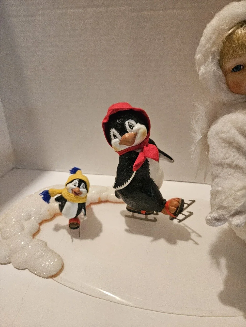 Ashton Drake Snowbabies Follow The Leader